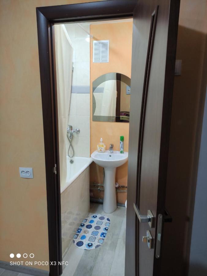 Квартира Студіо Біля Автовокзалу Kremenchuk Exterior foto